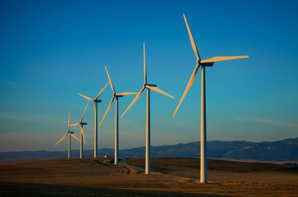 How can AI improve the efficiency of renewable energy management systems?